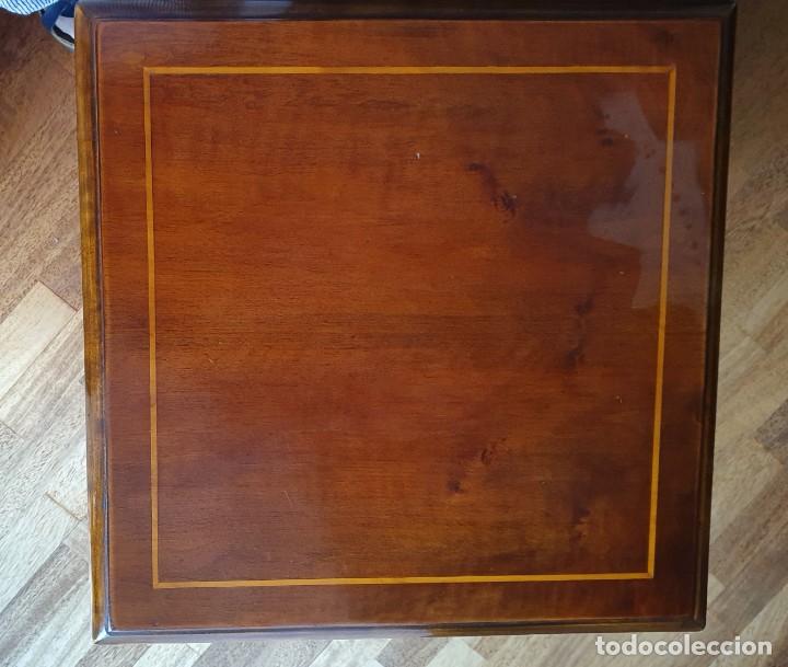 Antig&uuml;edades: MESA AUXILIAR MADERA DE VALENT&Iacute; - Foto 3