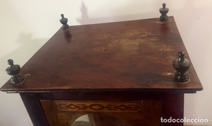 Antig&uuml;edades: Capilla hornacina de madera. - Foto 4