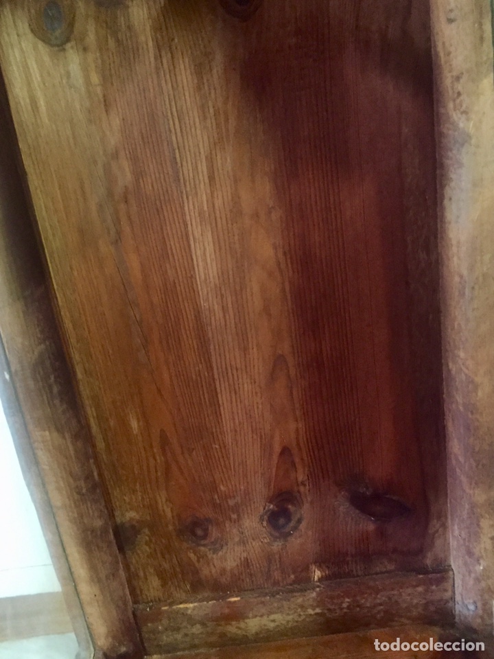 Antig&uuml;edades: Capilla hornacina de madera. - Foto 11