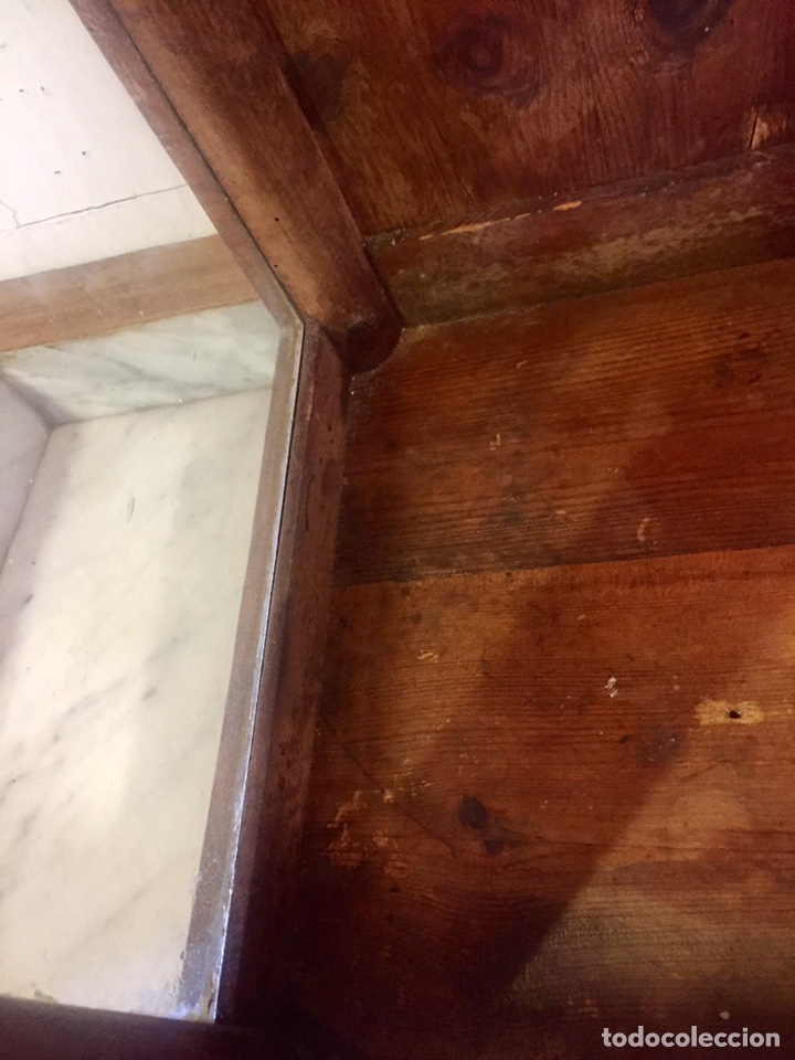 Antig&uuml;edades: Capilla hornacina de madera. - Foto 12