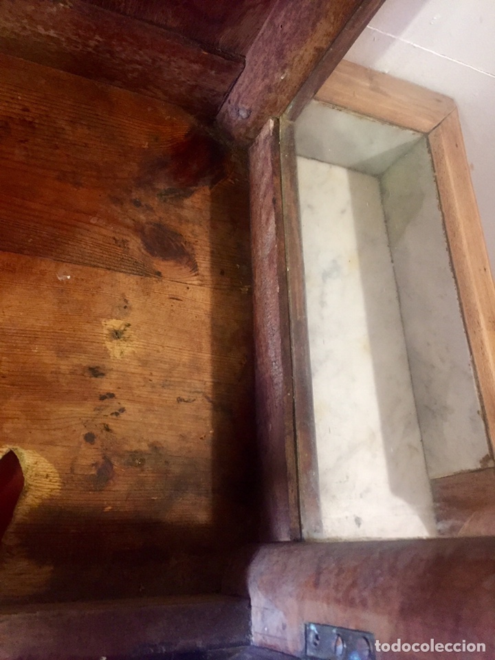 Antig&uuml;edades: Capilla hornacina de madera. - Foto 13