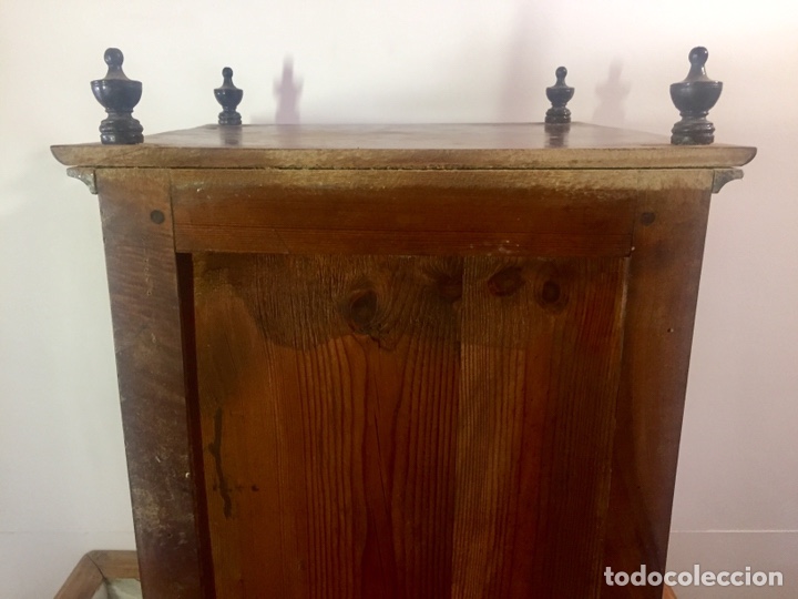 Antig&uuml;edades: Capilla hornacina de madera. - Foto 19
