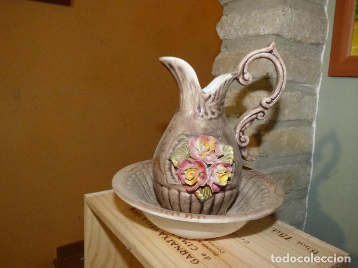 Antig&uuml;edades: Aguamanil de porcelana. - Foto 1