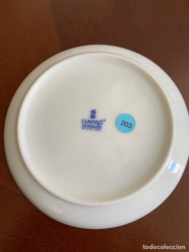 Antig&uuml;edades: Plato de porcelana LLADR&Oacute; - Foto 3
