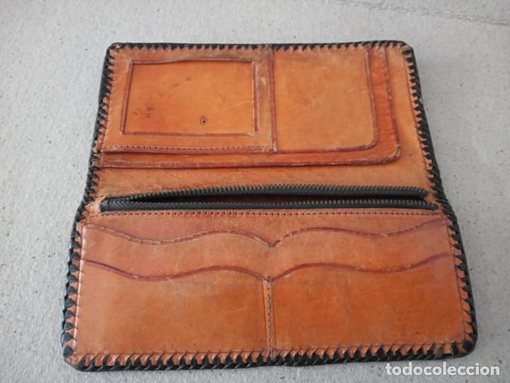 Antig&uuml;edades: ANTIGUO MONEDERO CUERO REPUJADO. - Foto 4