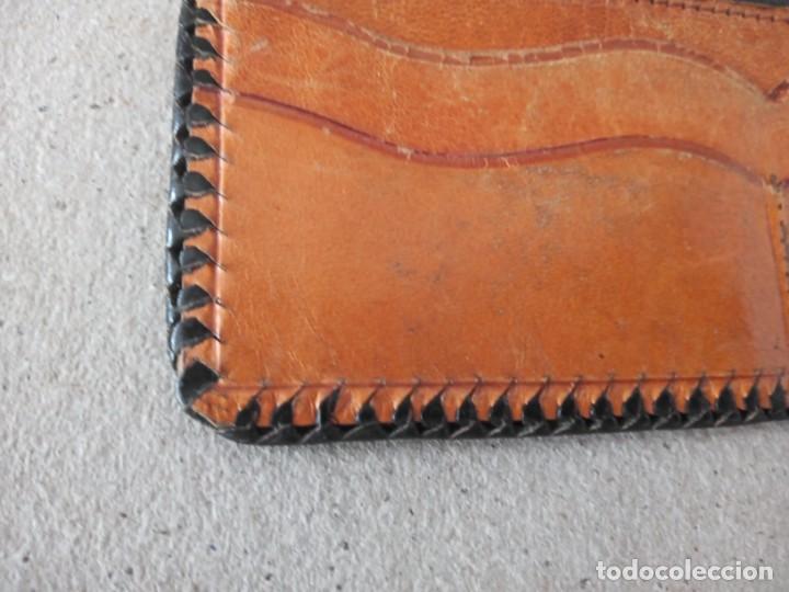 Antig&uuml;edades: ANTIGUO MONEDERO CUERO REPUJADO. - Foto 6