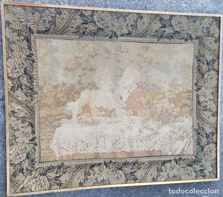 Antig&uuml;edades: Tapiz antiguo enmarcado . - Foto 1