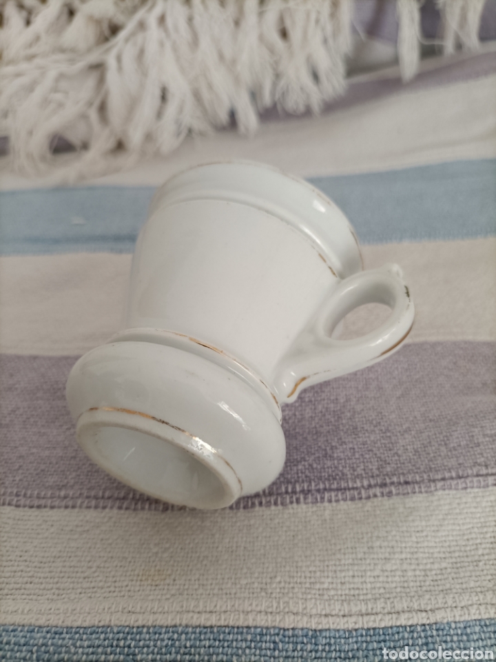 Antig&uuml;edades: Original taza de loza.7 cms. 6,5 &empty; - Foto 3