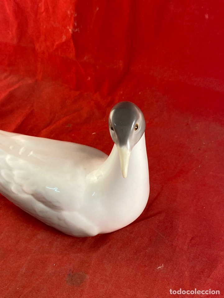 Antig&uuml;edades: Figura Paloma Lladr&oacute; - Foto 2