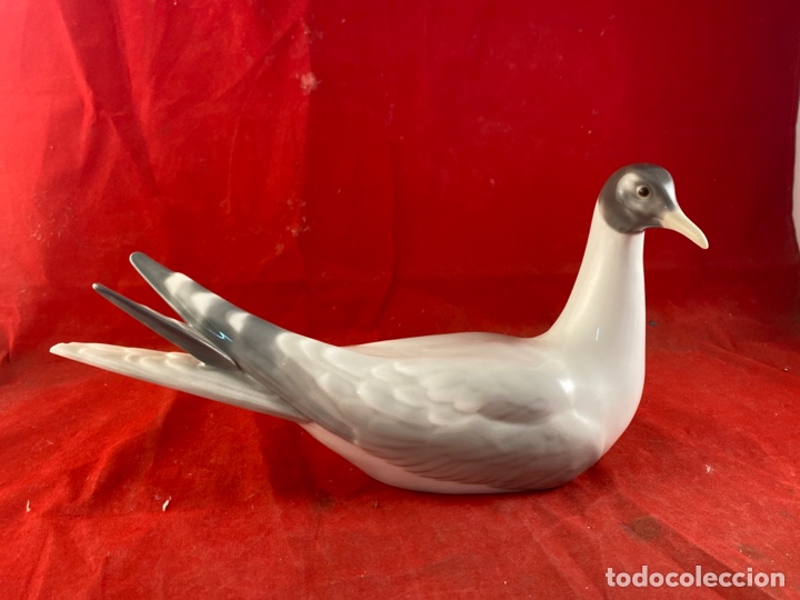Antig&uuml;edades: Figura Paloma Lladr&oacute; - Foto 1