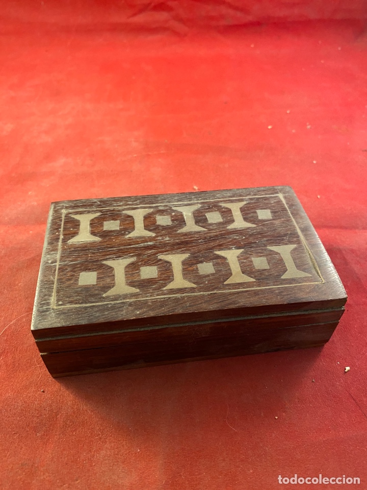 Antig&uuml;edades: Caja de madera - Foto 1