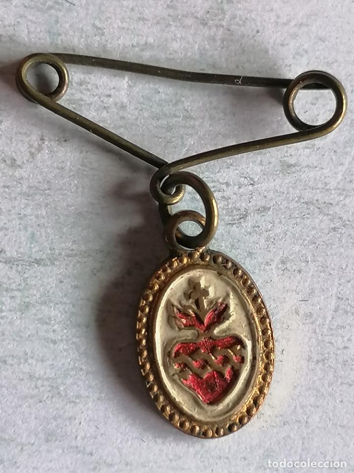 Antig&uuml;edades: MEDALLA, CORAZON ESMALTADO - Foto 1