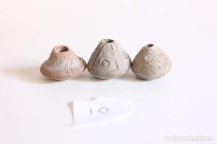 Antig&uuml;edades: Arqueolog&iacute;a. Lote de 3 fusayolas precolombinas muy decoradas. Cultura maya. Originales. Lote 10
