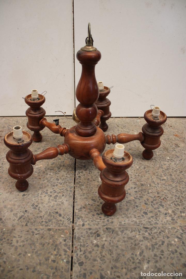 Antig&uuml;edades: lampara de techo de madera - Foto 1