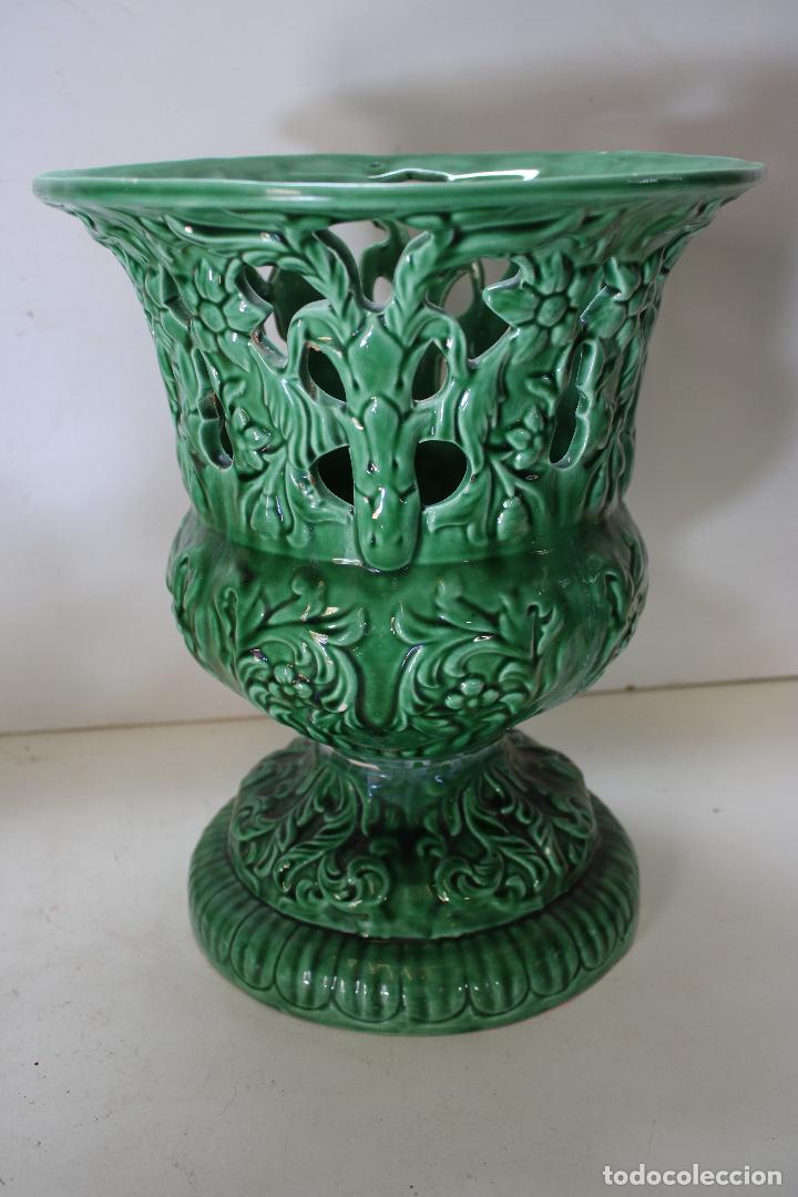 Antig&uuml;edades: copa jardin de ceramica - Foto 1
