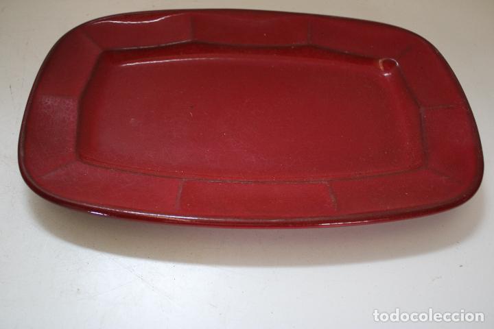 Antig&uuml;edades: bandeja de cramica roja - Foto 1