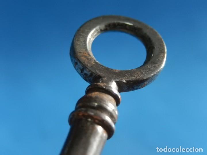 Antig&uuml;edades: Peque&ntilde;a llave. Sin m&aacute;s datos. - Foto 7