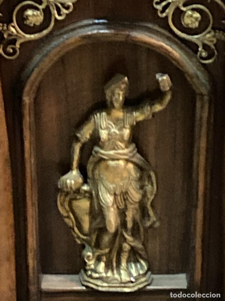 Antig&uuml;edades: Bargue&ntilde;o del S XVIII - Foto 5