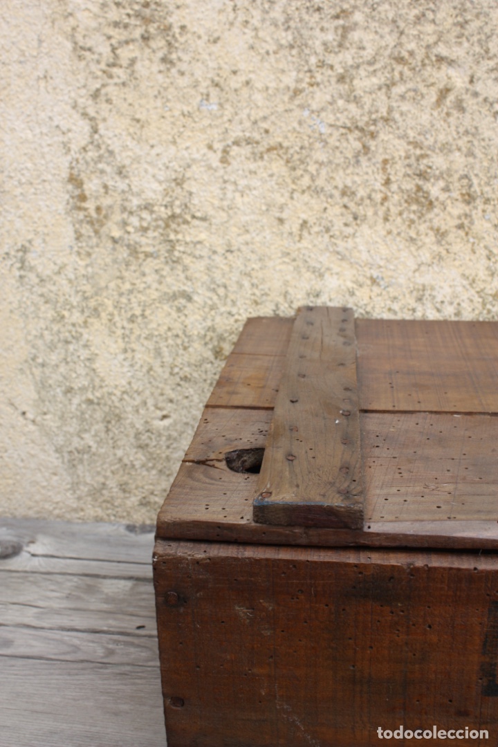 Antig&uuml;edades: Caja de madera Leche Condensada La Lechera. - Foto 21