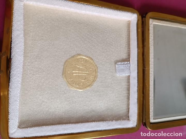 Antig&uuml;edades: POLVERA BORDADA EN PETIT POINT HECHA A MANO EN AUSTRIA - Foto 7