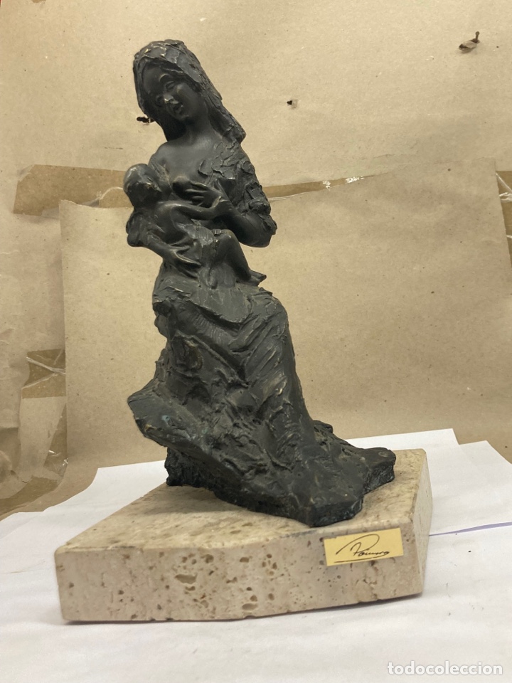 Antig&uuml;edades: Figura bronceada con peana piedra - Foto 1