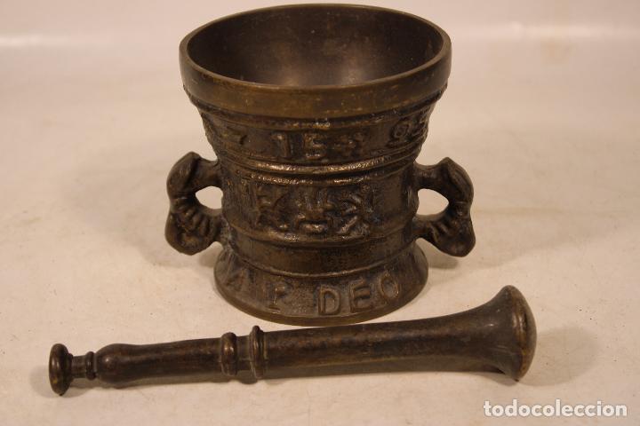 Antig&uuml;edades: antiguo almirez de bronce - Foto 1