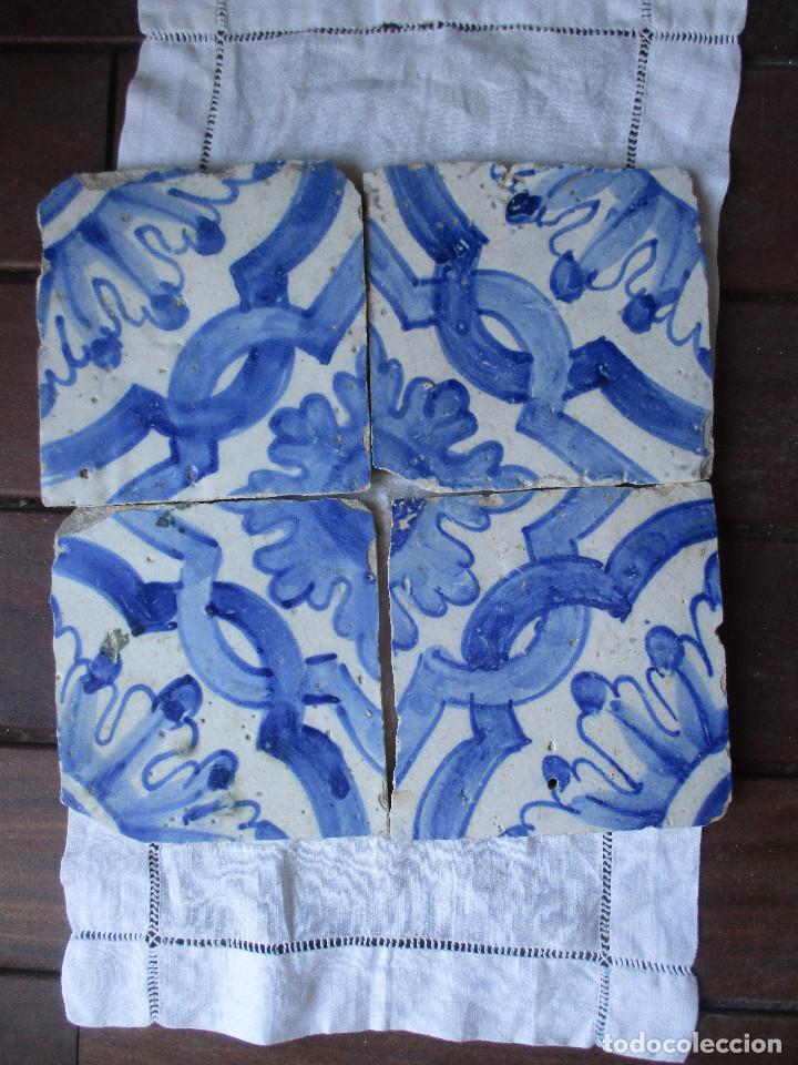 Antig&uuml;edades: Conjunto de 4 azulejos siglo XVIII - Foto 1