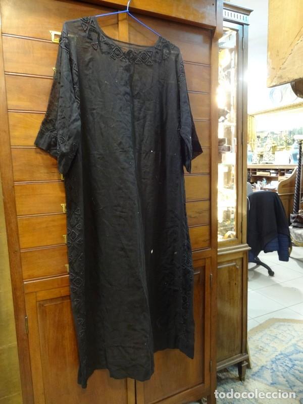 Antig&uuml;edades: vestido de epoca, mujer en negro. REF-9273. ca9 - Foto 1