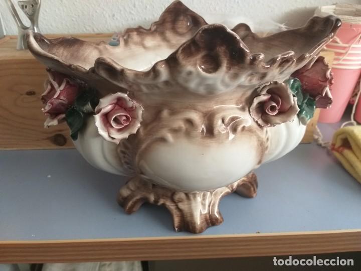 Antig&uuml;edades: centro de mesa capo di monti - Foto 3