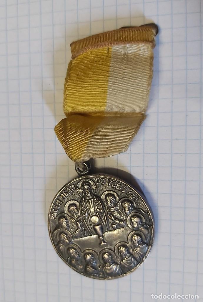 Antig&uuml;edades: Medalla del congreso eucar&iacute;stico en plata - Foto 2