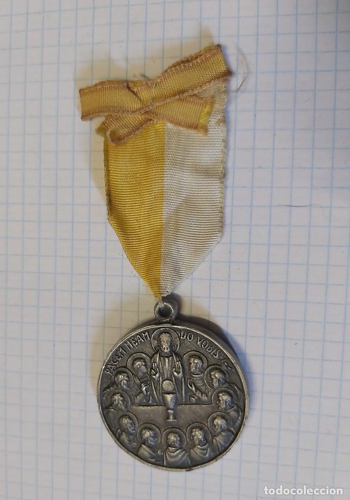 Antig&uuml;edades: Medalla del congreso eucar&iacute;stico de aluminio - Foto 1