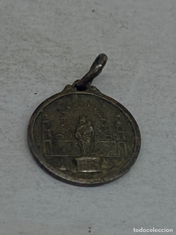 Antig&uuml;edades: Medalla de plata religiosa - Foto 1