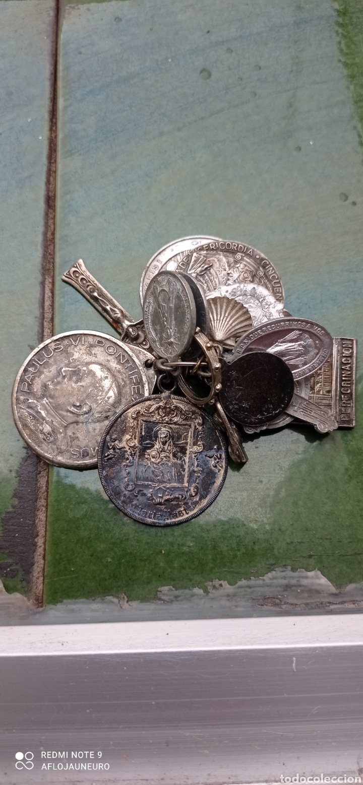 Antig&uuml;edades: lote medallas religiosas - Foto 1