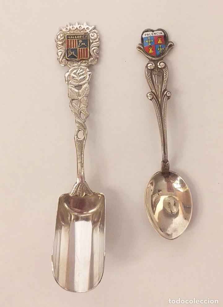 Antig&uuml;edades: Dos cucharillas espa&ntilde;olas de Colecci&oacute;n en plata - Foto 1