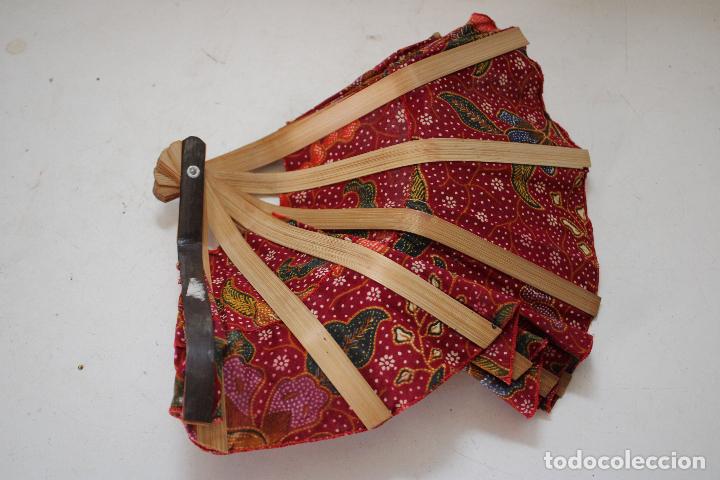 Antig&uuml;edades: gorra indonesia - sombrero plegable de bamb&uacute; - Foto 3