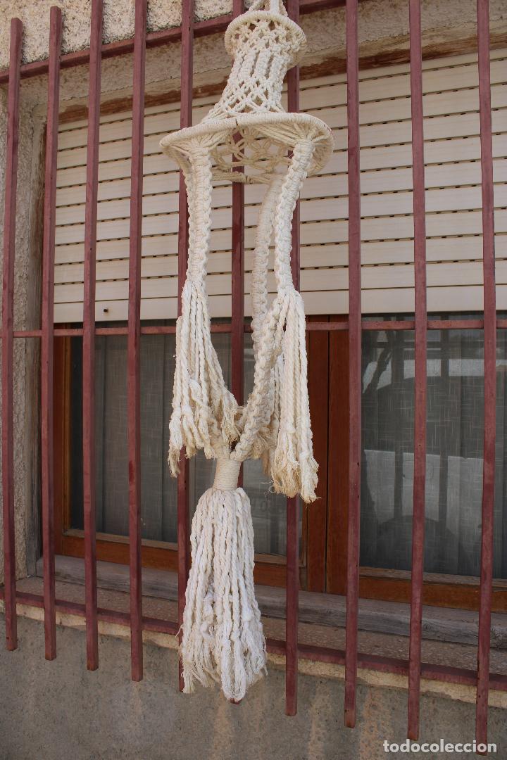 Antig&uuml;edades: macetero colgante de macram&eacute; - Foto 3
