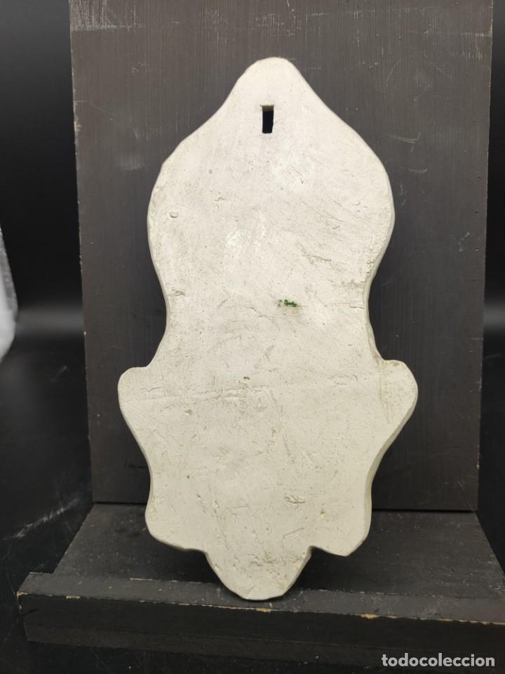 Antig&uuml;edades: Benditera ceramica - Foto 4