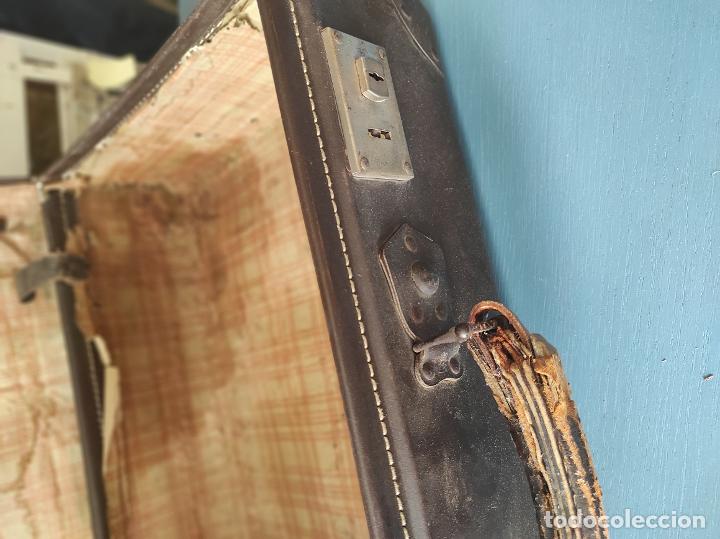 Antig&uuml;edades: Maleta cuero - Foto 6