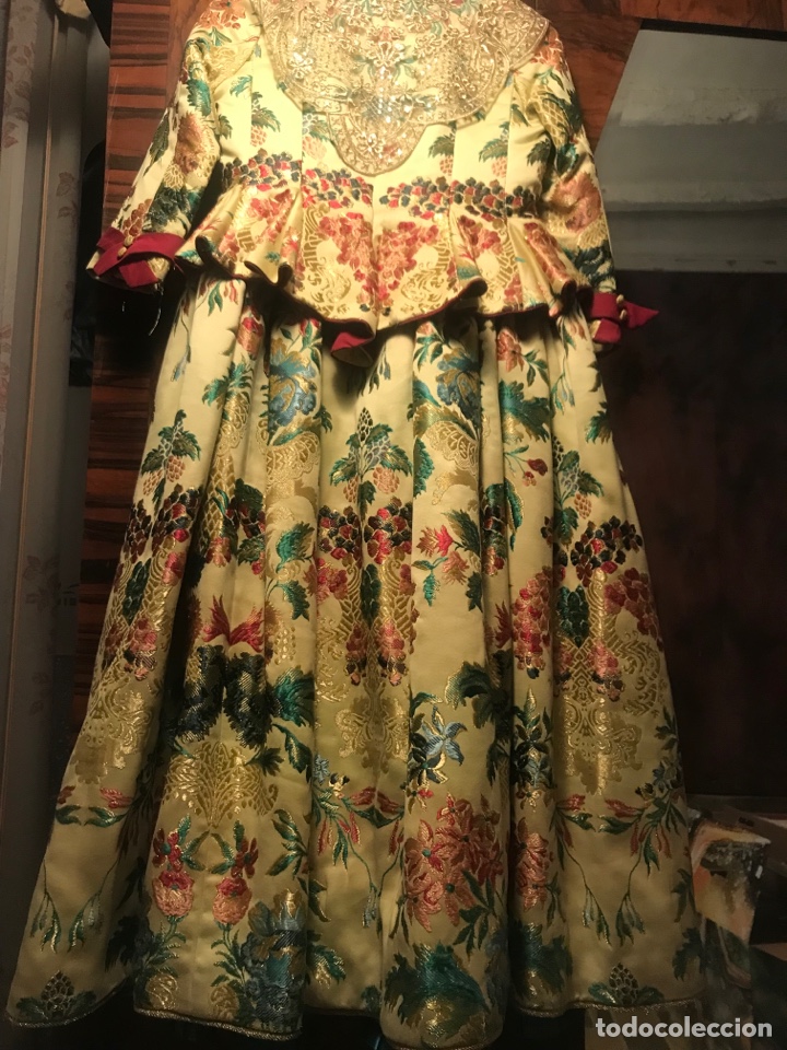 Antig&uuml;edades: Traje fallera - Foto 2
