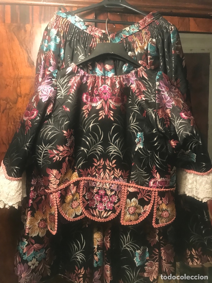 Antig&uuml;edades: Traje fallera - Foto 3