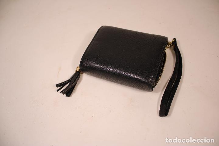 Antig&uuml;edades: bolso monedero tous - Foto 6