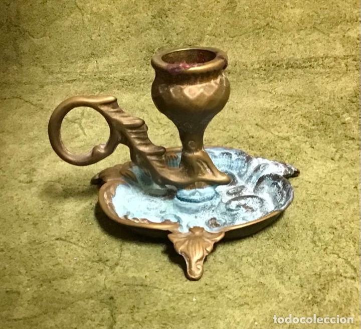 Antig&uuml;edades: CANDELERO DE LATON - Foto 2