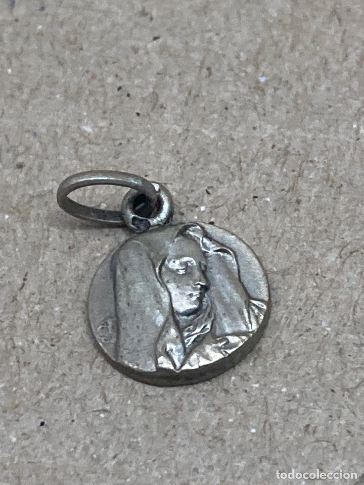 Antig&uuml;edades: Medalla de plata religiosa - Foto 1