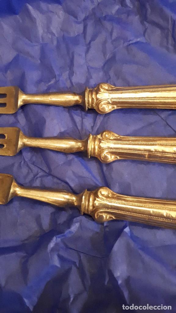 Antig&uuml;edades: Tres tenedores de plata - Foto 3
