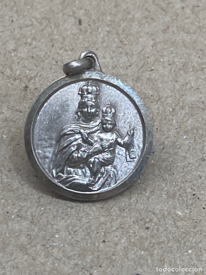 Antig&uuml;edades: Medalla de plata religiosa - Foto 1