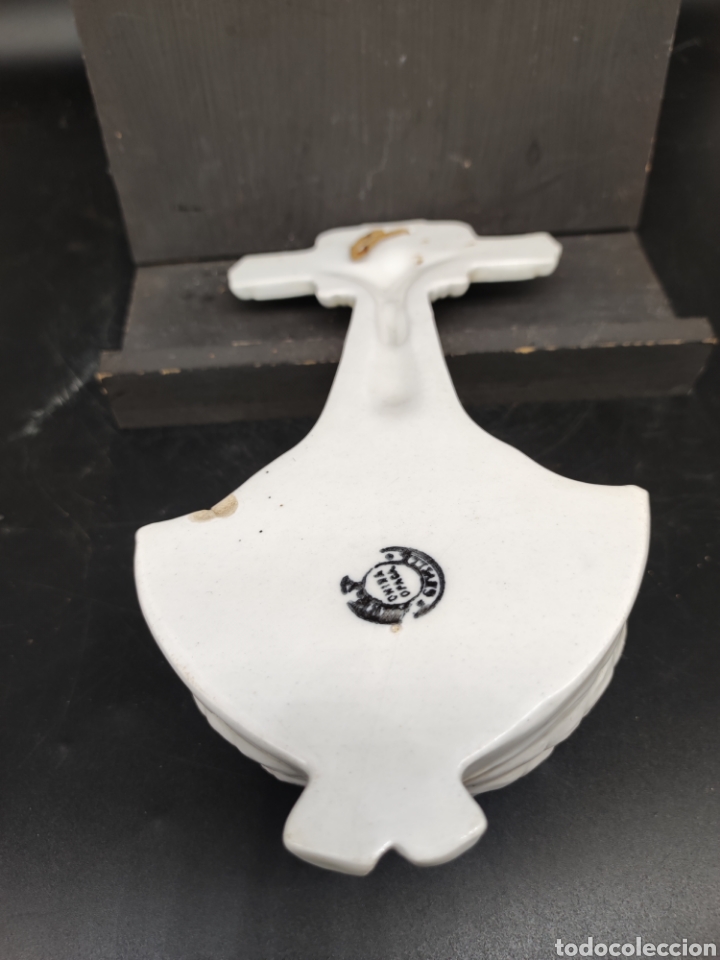 Antig&uuml;edades: Benditera ceramica Sevilla - Foto 4