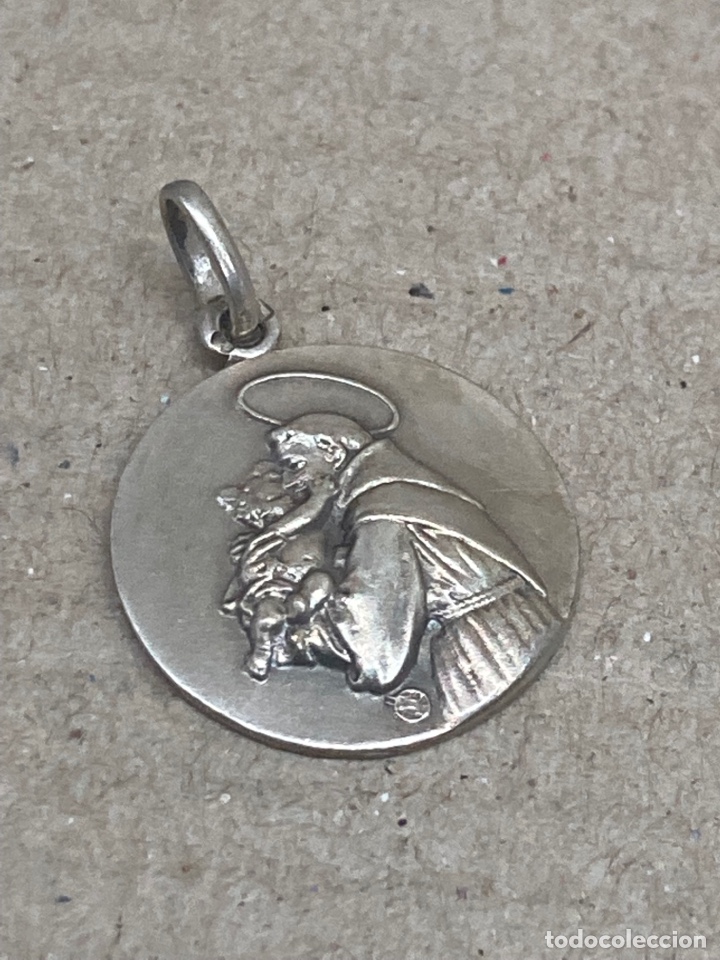 Antig&uuml;edades: Medalla de plata religiosa - Foto 1