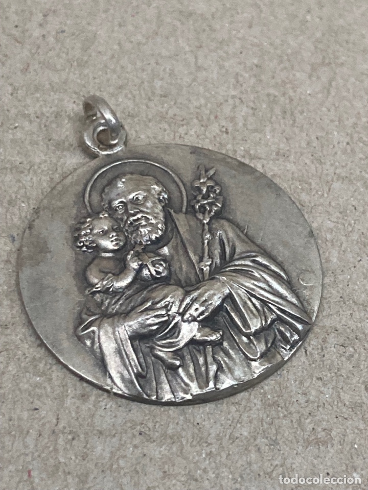 Antig&uuml;edades: Medalla de plata religiosa - Foto 1