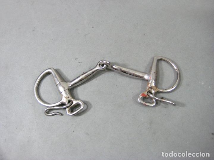 Antig&uuml;edades: BOCADO DE CABALLO DE HIERRO - H&Iacute;PICA - Foto 2