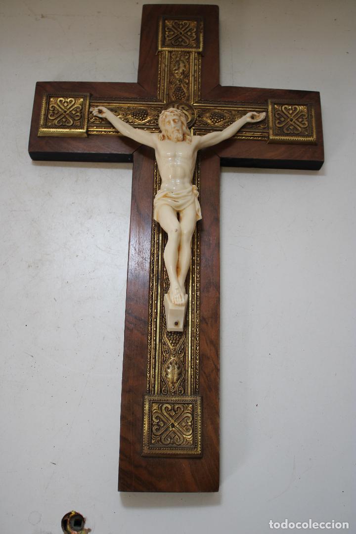 Antig&uuml;edades: cristo en la cruz - Foto 2